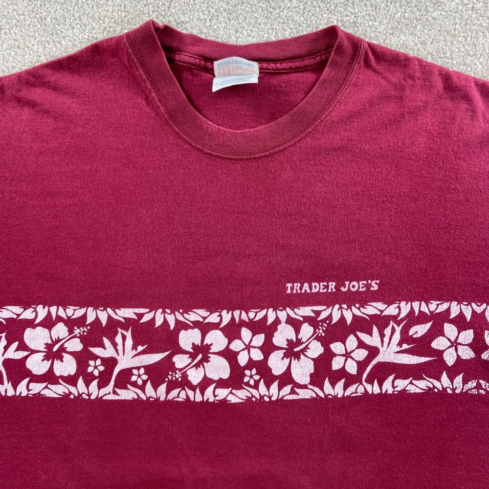 Vtg Trader Joe's T-Shirt Mens XL Maroon Hibiscus Floral Logo Employee Uniform